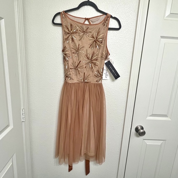 Aidan Mattox Nude Embellished Cocktail Dress Size 12 - Picture 2 of 12